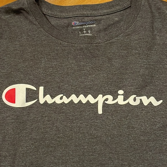 Men’s size large champion T-shirt - Picture 10 of 10